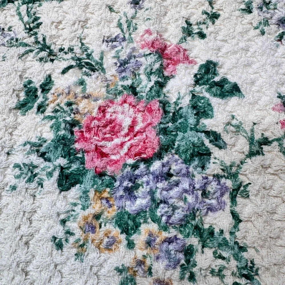Floral Chenille Throw Blanket Pink Roses Lavender Fringed Edge White Vintage